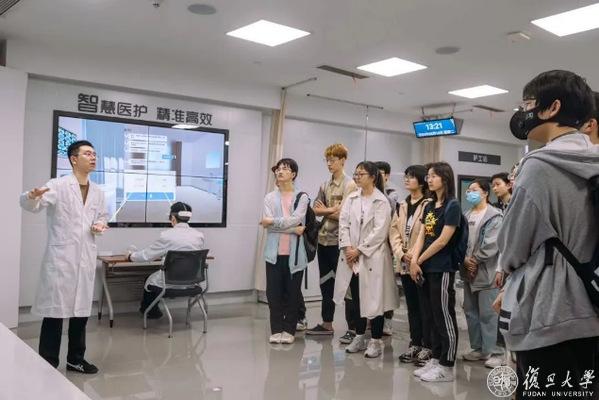 【思政大课】医院、社区、企业为复旦上医学子开启“强国之路”大课堂！